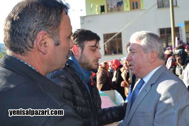AK Parti Şalpazarı İlçe Başkanı Murat Topkara, merhum Remzi Çıtlak'ın yakınlarına başsağlığı diledi