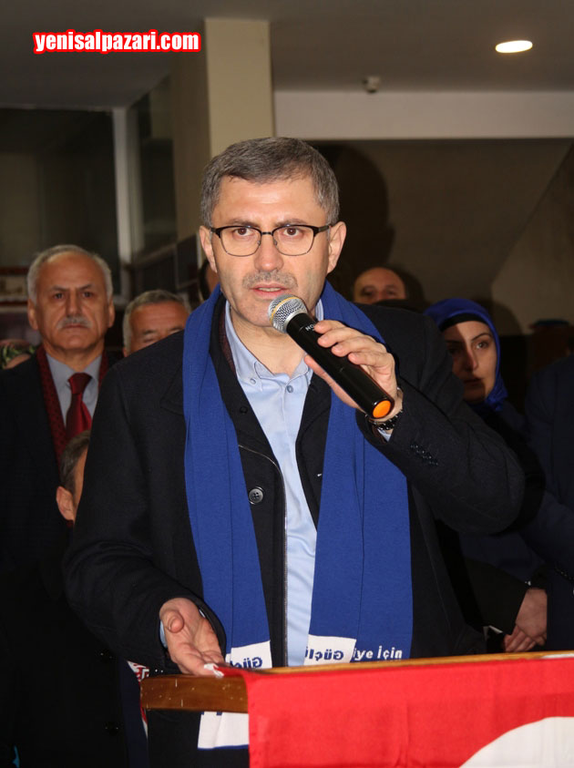 Üsküdar Belediye Başkanı Av. Hilmi Türkmen