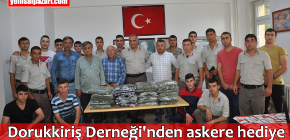 Dorukkiriş Derneği’nden askerlere hediye geldi