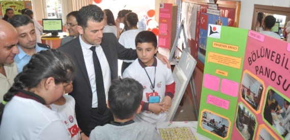 Şalpazarı Atatürk Ortaokulu ilk defa bilim fuarı düzenledi