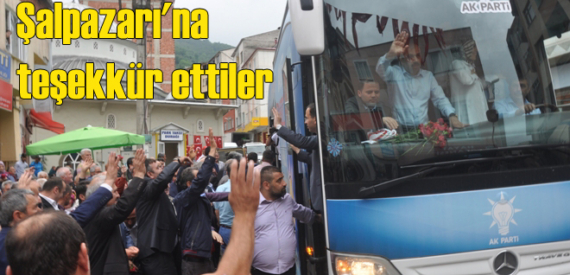 27. Dönem AK Parti Trabzon Milletvekilleri seçmenlere teşekkür ziyaretine geldiler