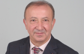 E6EFE148-3952-440B-8954-3F7DD3024D1E