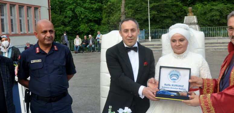 Şengül Usta ile Feridun Öztürk evlendi