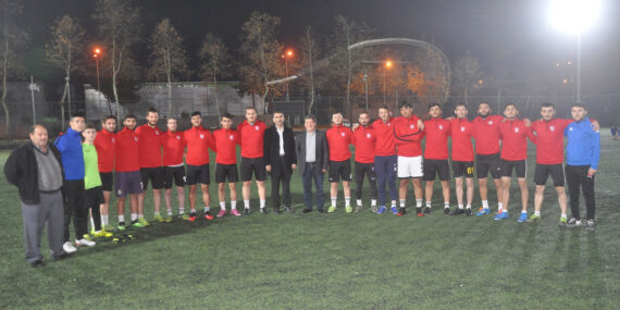 Şalpazarı Eğitim Derneği’nden Şalpazarıspor’a malzeme desteği