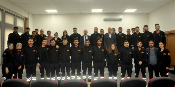 Şalpazarı Meslek Yüksek Okulu’nda Üniforma Giyme Töreni