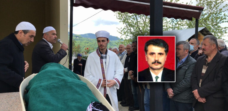 Emekli Öğretmen Aziz Usta Çarlaklı Mahallesi’nde ebediyete uğurlandı