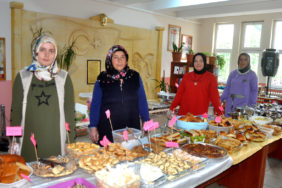 Ataturk Ortaokulu kermes1