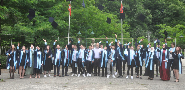 Şalpazarı Anadolu Lisesi’nde 6. Mezuniyet Töreni coşkusu