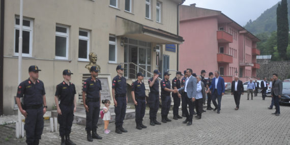 Şalpazarı Kurban Bayramı’nda kucaklaştı