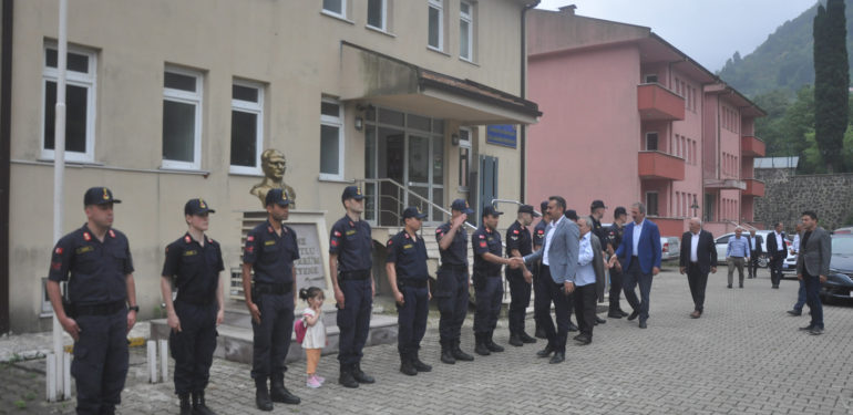 Şalpazarı Kurban Bayramı’nda kucaklaştı