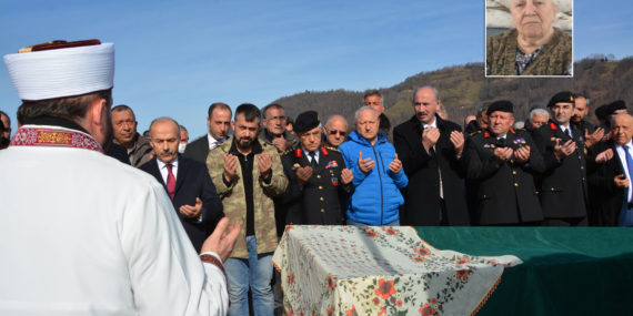 Fatma Çırakoğlu’nun cenazesi Çarlaklı Mahallesi’nde toprağa verildi