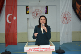 Doc dr hacer atar kadinlar konferansi