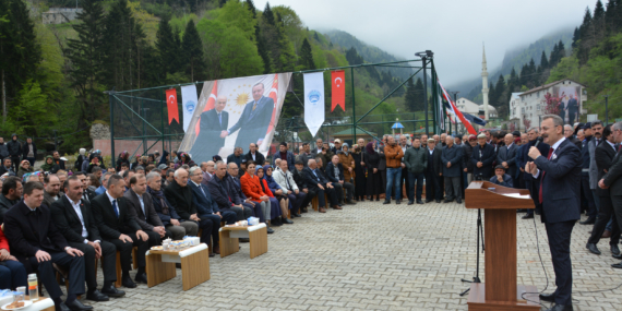 Şalpazarı Millet Bahçesi’nde bayramlaşma