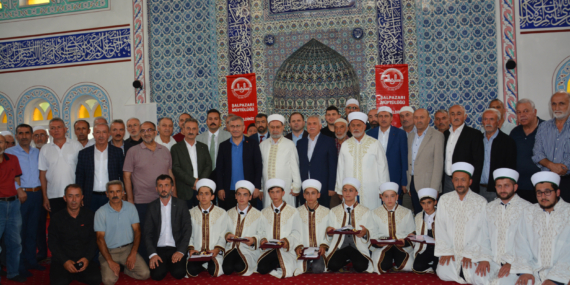 Sütpınar Kur’an Kursu’nu tamamlayan 7 hafız için icazet töreni yapıldı