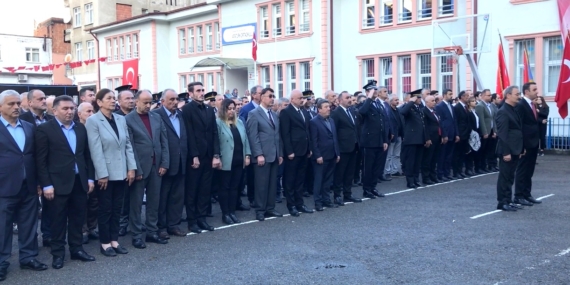 Gazi Mustafa Kemal Atatürk’ü saygıyla andık