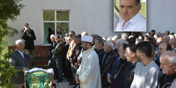 Taksici Fikret Aksoy’un cenazesi Sugören Mahallesi’nde toprağa verildi
