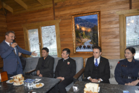 jandarma karakus veda yemeği1