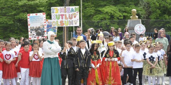 Şalpazarı’nda 23 Nisan Ulusal Eğemenlik ve Çocuk Bayramı coşkuyla kutlandı