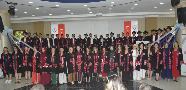 Şalpazarı MYO’da 3’üncü mezuniyet coşkusu