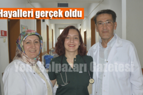 dr ceren bektas anne ve babasi ile