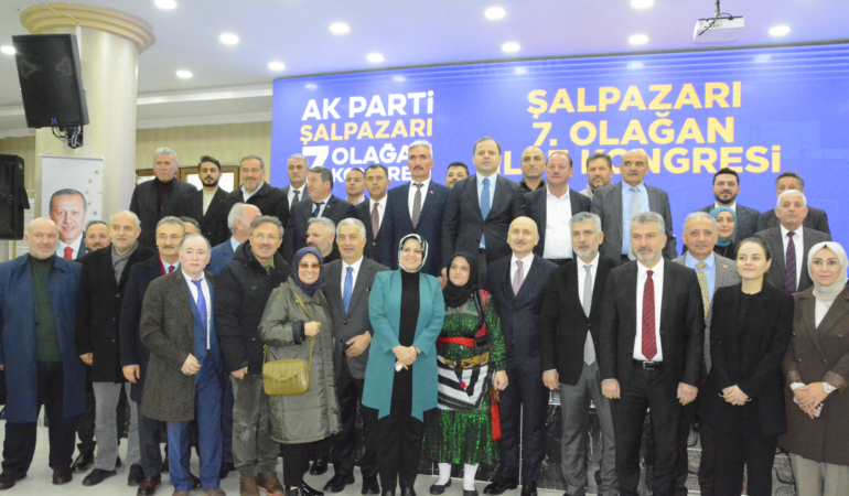 AK Parti Şalpazarı 7. Olağan İlçe Kongresi yapıldı… Zeki Çabuk 3’üncü kez İlçe Başkanı seçildi