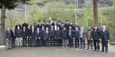 turk polis181 yasinda